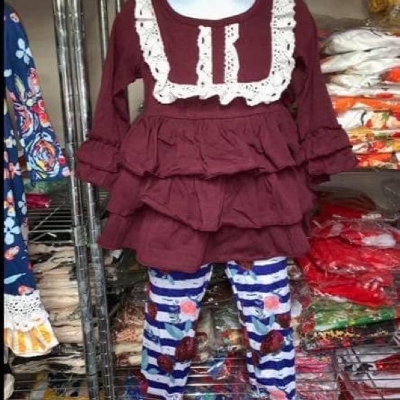 Burgundy set - Picture 1 of 1